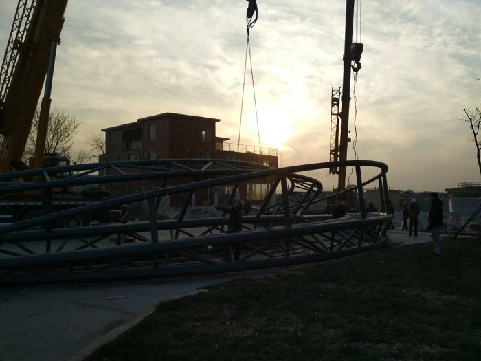 天津陽光海岸膜結(jié)構(gòu)入口雨棚吊裝-深圳市燁興膜結(jié)構(gòu)工程有限公司 天津陽光海岸膜結(jié)構(gòu)入口雨棚吊裝.jpg