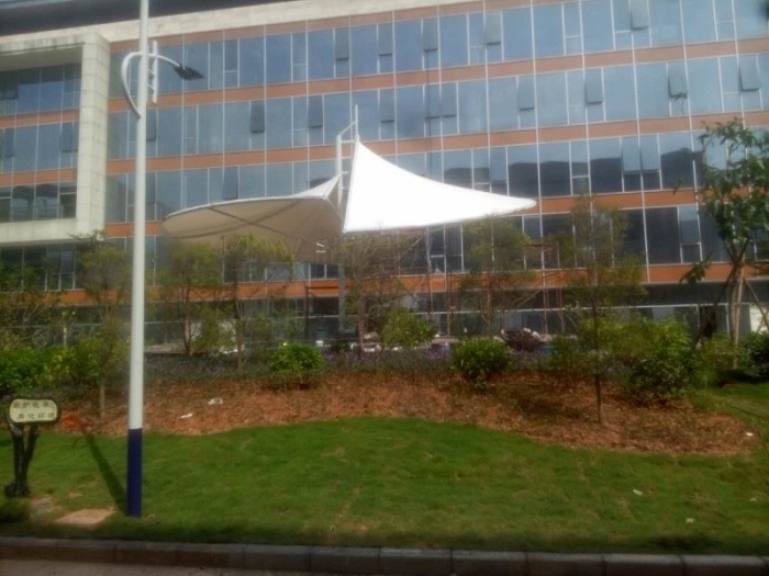 廣州景觀膜結(jié)構(gòu)傘-深圳市燁興膜結(jié)構(gòu)工程有限公司 廣州景觀膜結(jié)構(gòu)傘.jpg