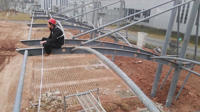 膜結(jié)構(gòu)車(chē)棚施工-深圳市燁興膜結(jié)構(gòu)工程有限公司 膜結(jié)構(gòu)車(chē)棚施工.jpg